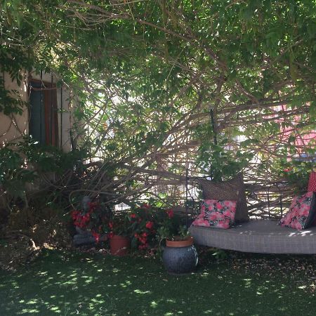 La Chambre Des Etangs Frejus Luaran gambar