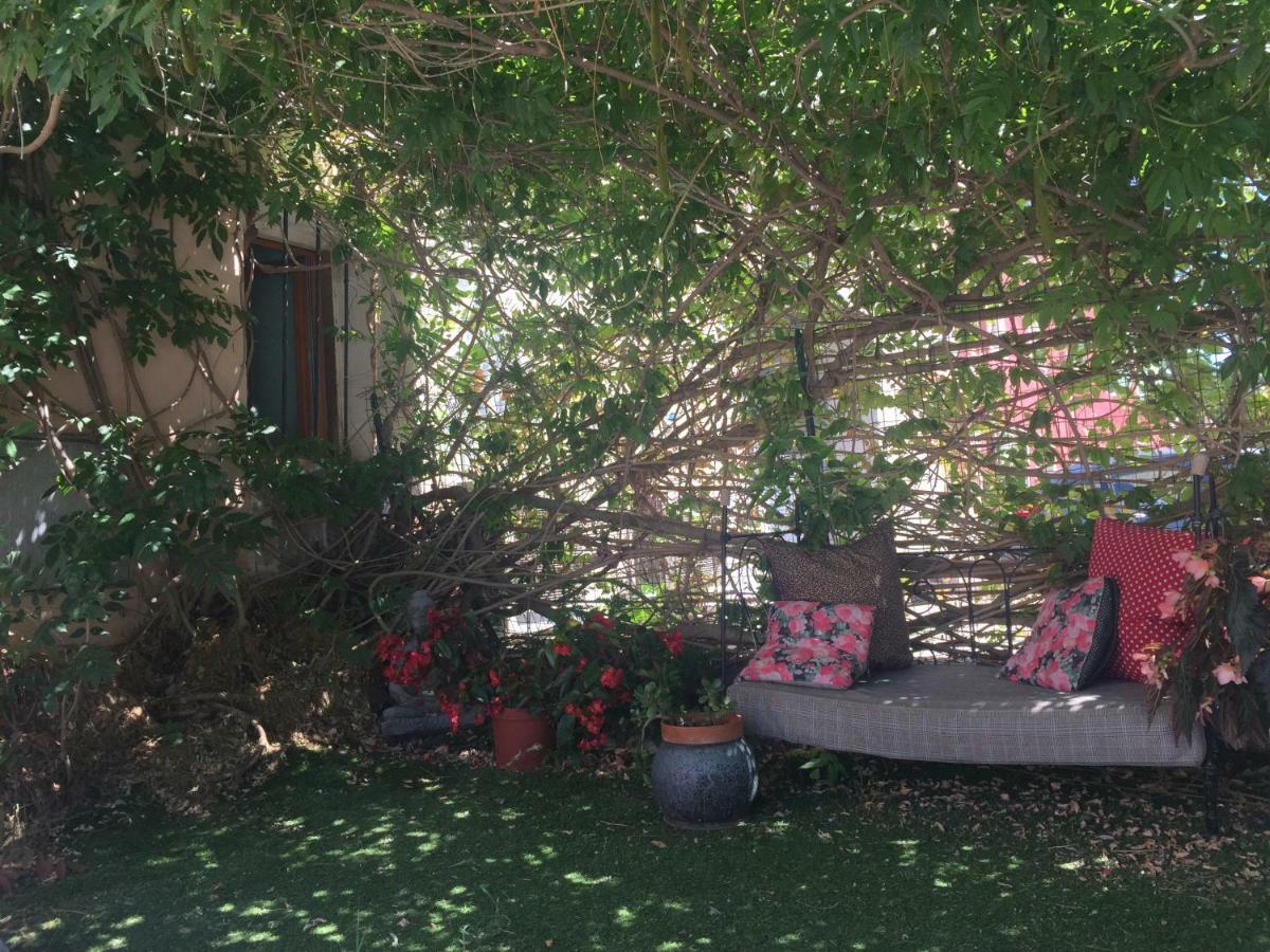 La Chambre Des Etangs Frejus Luaran gambar